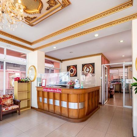 Reddoorz Navin Mansion 3 Pattaya Hotel Exterior photo
