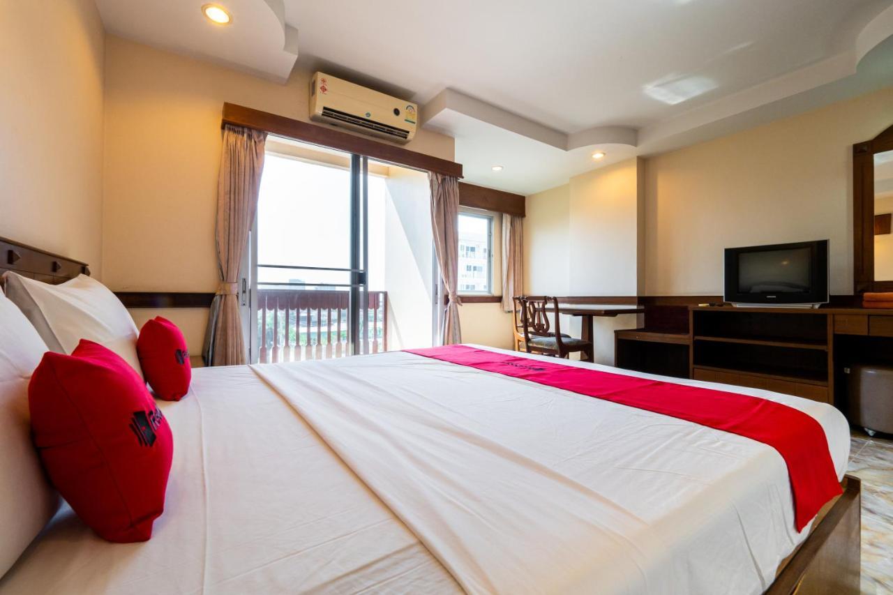Reddoorz Navin Mansion 3 Pattaya Hotel Exterior photo