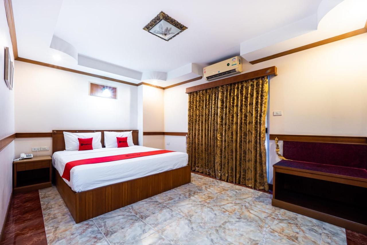 Reddoorz Navin Mansion 3 Pattaya Hotel Exterior photo